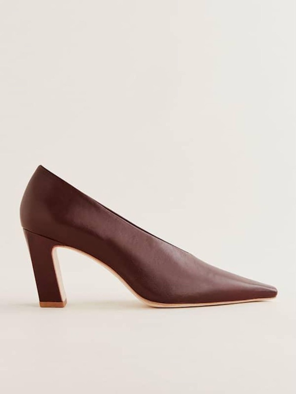 Reformation Nolita Pump